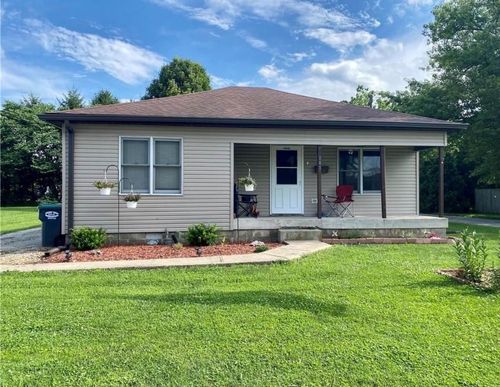 141 4th St, Greensburg, IN, 47240-1108 | Card Image