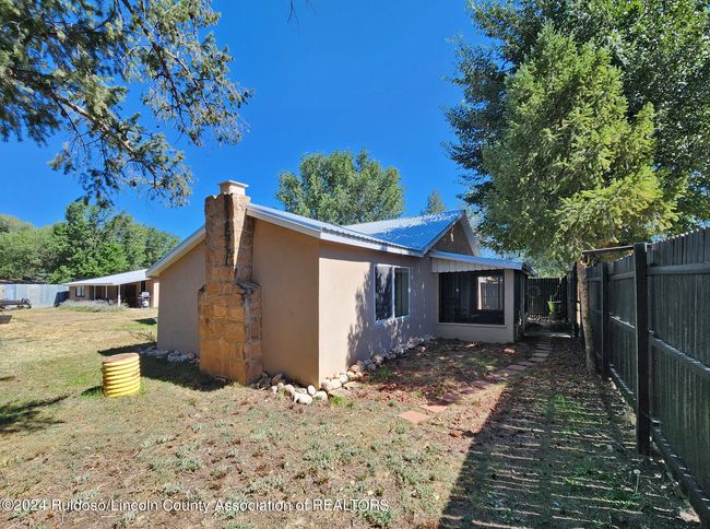 109 E 3 Rd St, House other with 3 bedrooms, 2 bathrooms and null parking in Capitan NM | Image 56