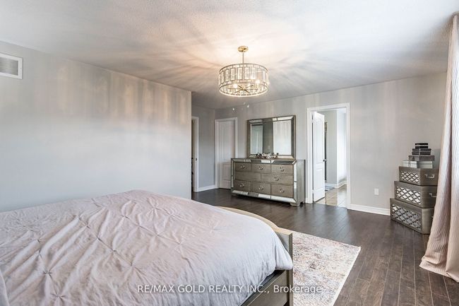 251 Father Tobin Rd, House other with 6 bedrooms, 4 bathrooms and 4 parking in Brampton ON | Image 18