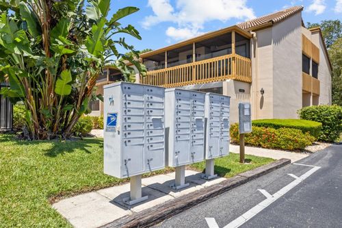 10-3033 Willow Green, SARASOTA, FL, 34235 | Card Image