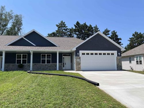 2103 Abbey Road, NEW LONDON, WI, 54961 | Card Image