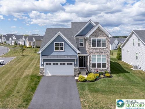 6827 Sycamore Dr, BATH, PA, 18014-7817 | Card Image