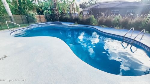 1521 Barber St, SEBASTIAN, FL, 32958-6211 | Card Image