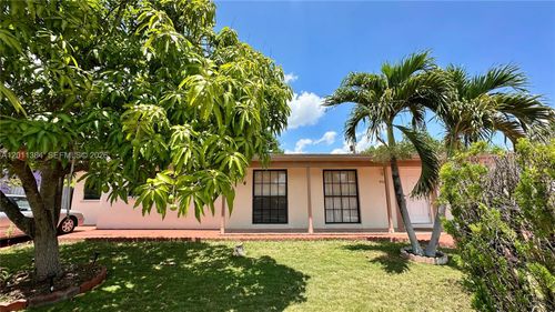 9625 Sw 164th St, Miami, FL, 33157-3325 | Card Image