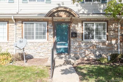 16251 Terrace Village Drive, Condo with 3 bedrooms, 2 bathrooms and null parking in Taylor MI | Image 3