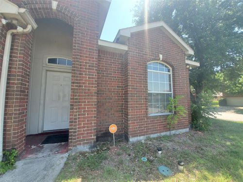 1302 Mill Xing, Garland, TX, 75040-7548 | Card Image