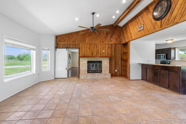 15330 Fm 3089, House other with 4 bedrooms, 3 bathrooms and null parking in Sinton TX | Image 7