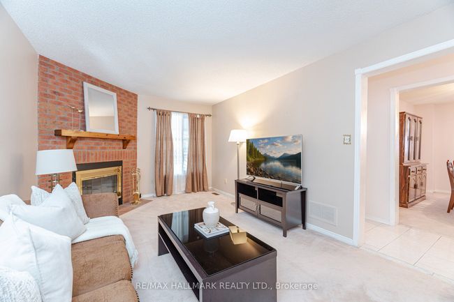 10 Iles St, House other with 5 bedrooms, 4 bathrooms and 2 parking in Ajax ON | Image 10