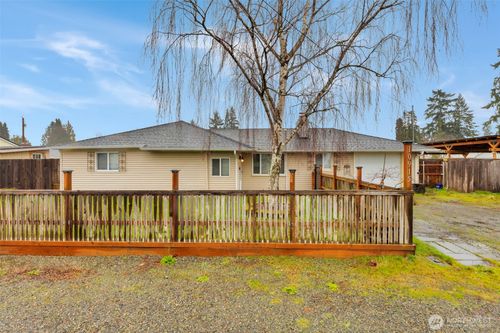 10915 Davisson Rd Sw, Lakewood, WA, 98499-2249 | Card Image