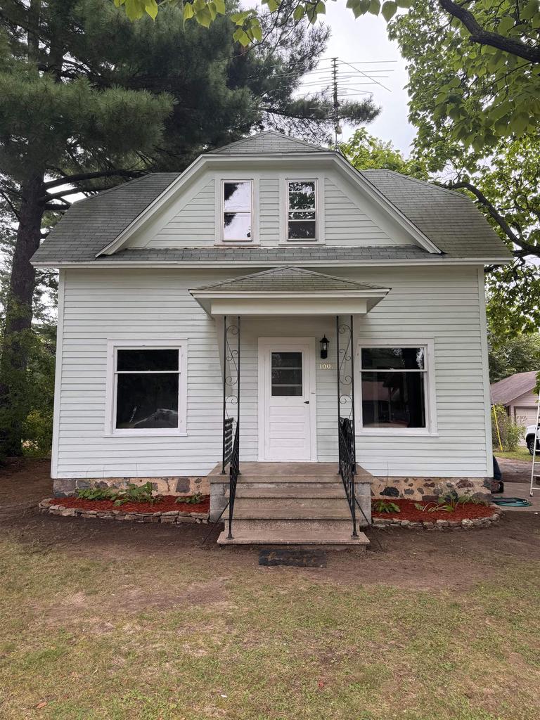 Berlin St, Waupaca, WI 54981