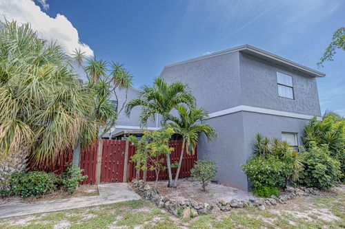 c-7 Crossings Cir, Boynton Beach, FL, 33435-2175 | Card Image