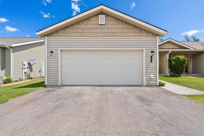 2 car garage with door openers. | Image 18