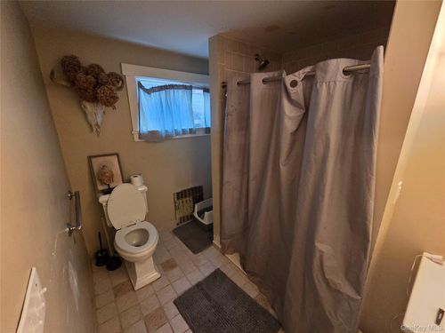 23 Bouton St, South Salem, NY, 10590-1300 | Card Image