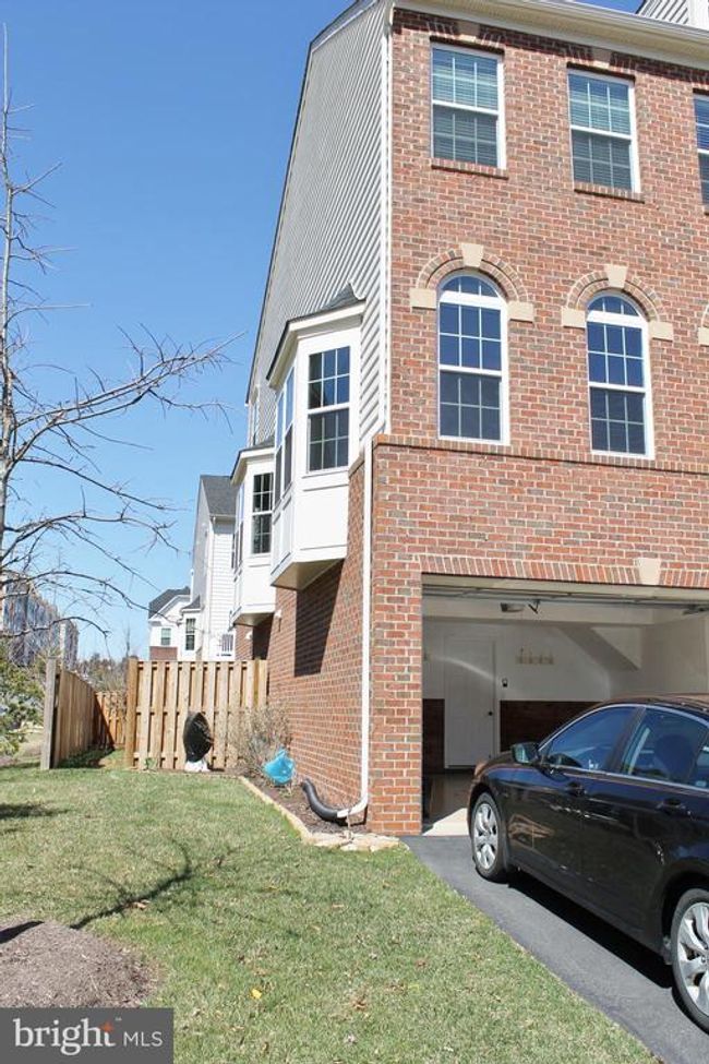 12652 Aubrey Glen Ter, Townhouse with 3 bedrooms, 4 bathrooms and null parking in WOODBRIDGE VA | Image 24