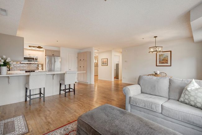 3053 - 1818 Simcoe Blvd Sw, Condo with 3 bedrooms, 2 bathrooms and 1 parking in Calgary AB | Image 11