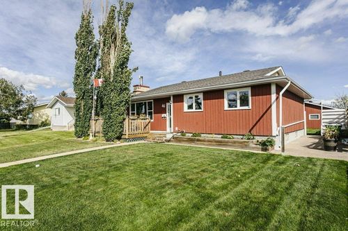 41 Duke Dr, Lamont, AB, T0B2R0 | Card Image