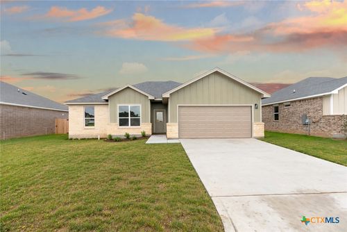 805 Liberty Park Dr, Belton, TX, 76513-5885 | Card Image