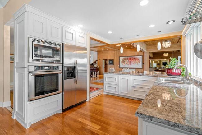 4 W Shore Rd, House other with 3 bedrooms, 4 bathrooms and null parking in NORTH OAKS MN | Image 23