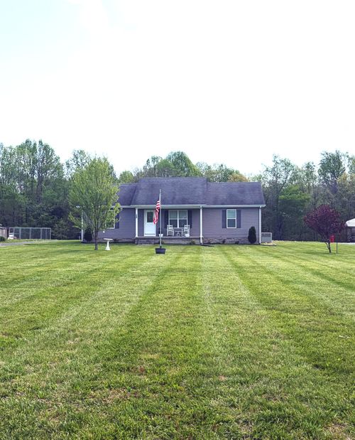 260 Miller Rd, Lafayette, TN, 37083-5213 | Card Image