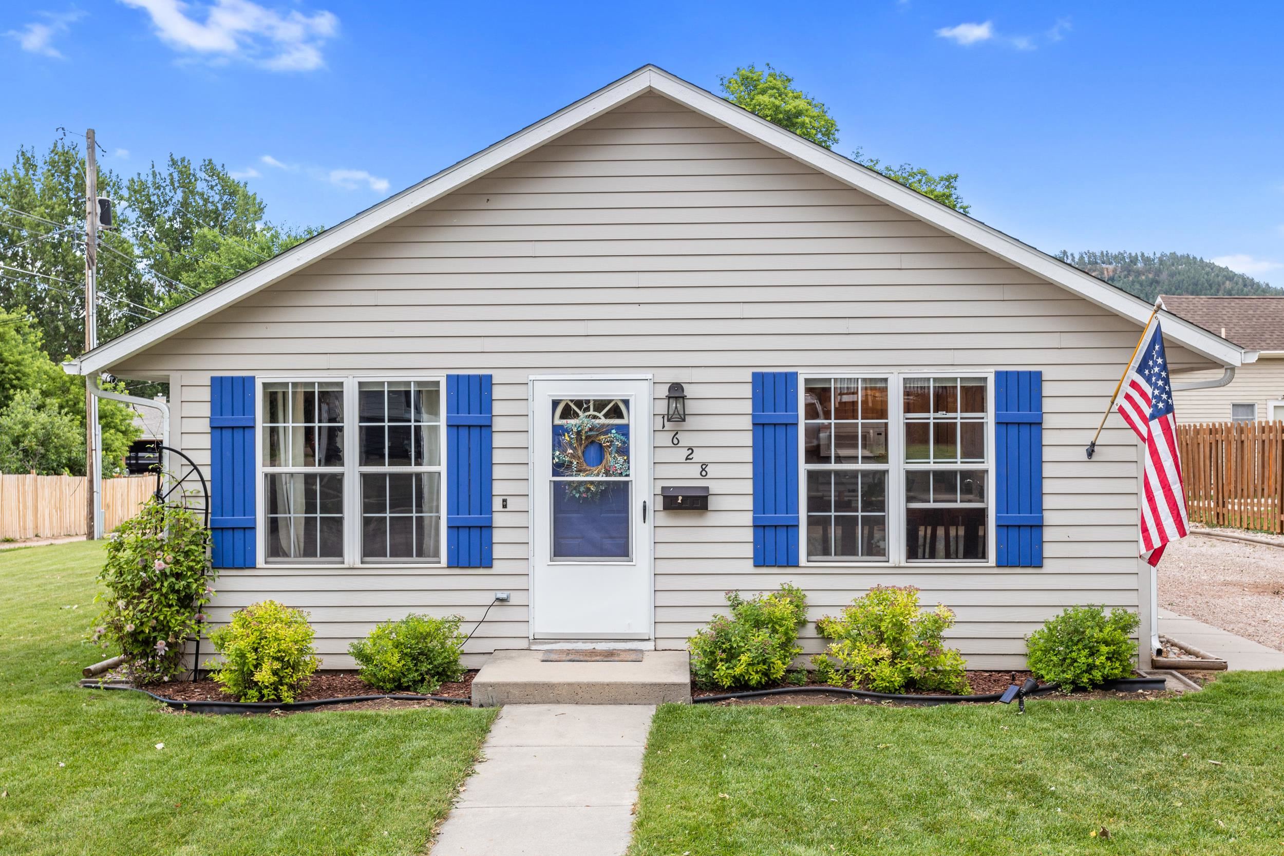 Cedar St, Sturgis, SD 57785