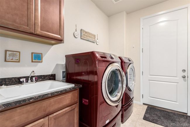 Main floor laundry | Image 26