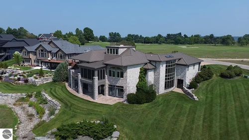 4173 Dornoch Ct, Williamsburg, MI, 49690-8635 | Card Image