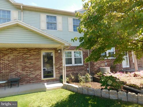 54 Greenfield Dr, REEDSVILLE, PA, 17084-8604 | Card Image