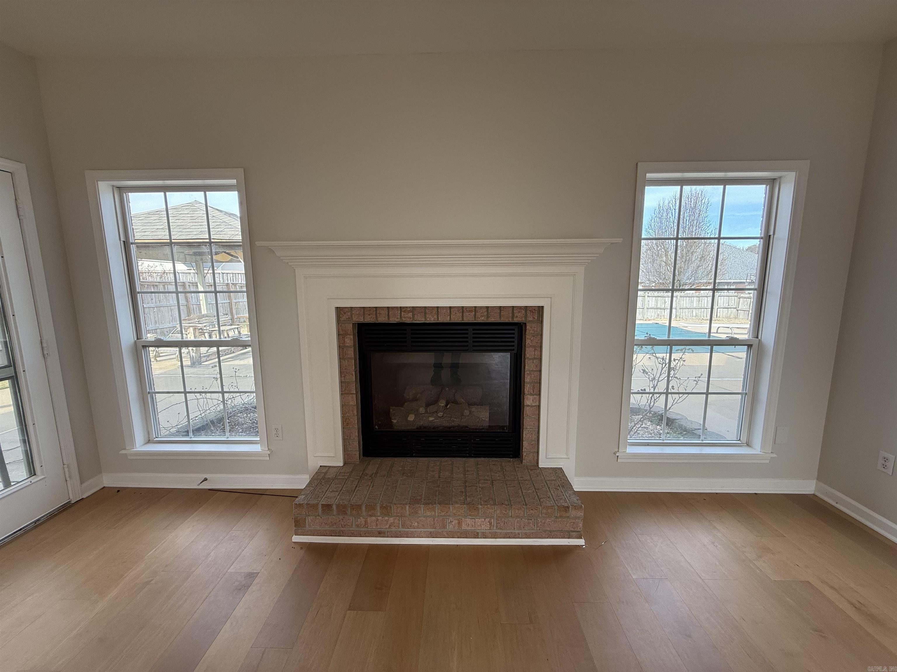 Residential in White Hall 3