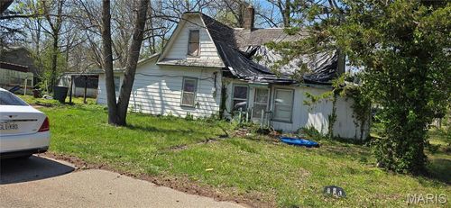 701 Orchard St, Saint James, MO, 65559-1825 | Card Image