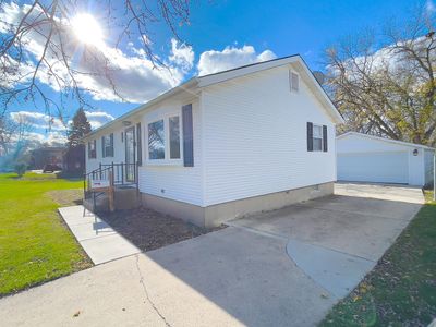 22116 Ridgeway Avenue, House other with 2 bedrooms, 1 bathrooms and 2 parking in Richton Park IL | Image 3