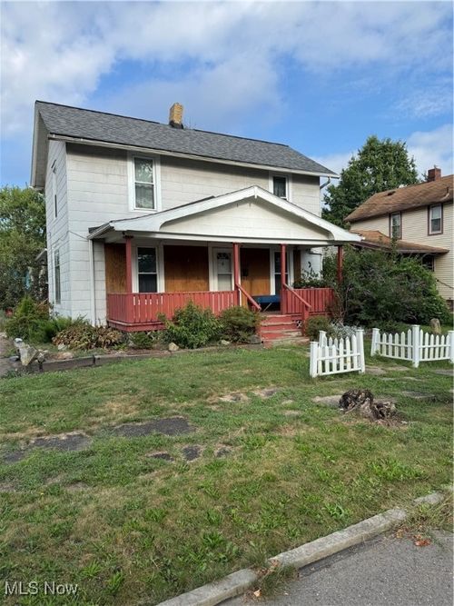 304 Cherry Ave, Niles, OH, 44446-2520 | Card Image