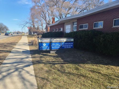 35337 Warren Rd, Westland, MI, 48185-2013 | Card Image