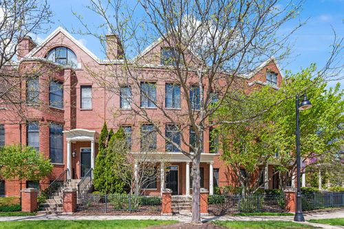 1813 Admiral Ct, Glenview, IL, 60026-8055 | Card Image