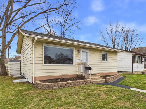 322 23rd Ave N, Saint Cloud, MN, 56303-3837 | Card Image