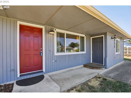 855 N 8th St, Aumsville, OR, 97325-8912 | Card Image