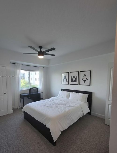 apt-542-6001 Sw 70th St, South Miami, FL, 33143-3430 | Card Image