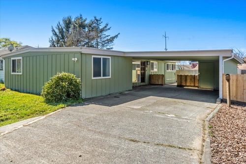 2146 Albee St, Eureka, CA, 95501-3653 | Card Image