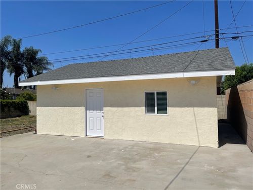 18023 Grayland Ave, Artesia, CA, 90701-4215 | Card Image