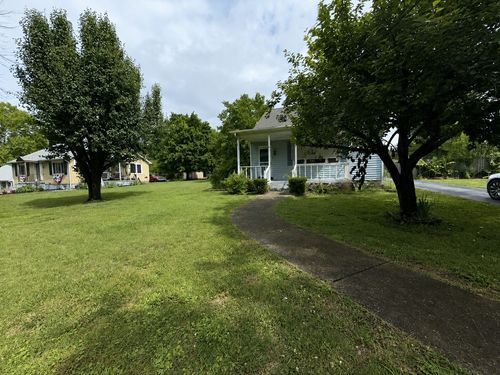 407 3rd Ave, Columbia, TN, 38401-2919 | Card Image