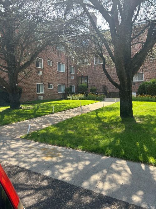 c2-50-52 Gibson Boulevard, Hempstead, NY, 11581 | Card Image