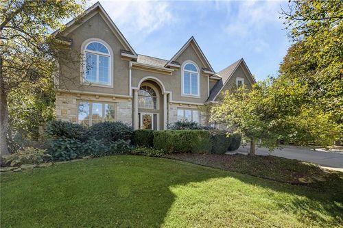 5211 W 164th Ter, Overland Park, KS, 66085-8105 | Card Image