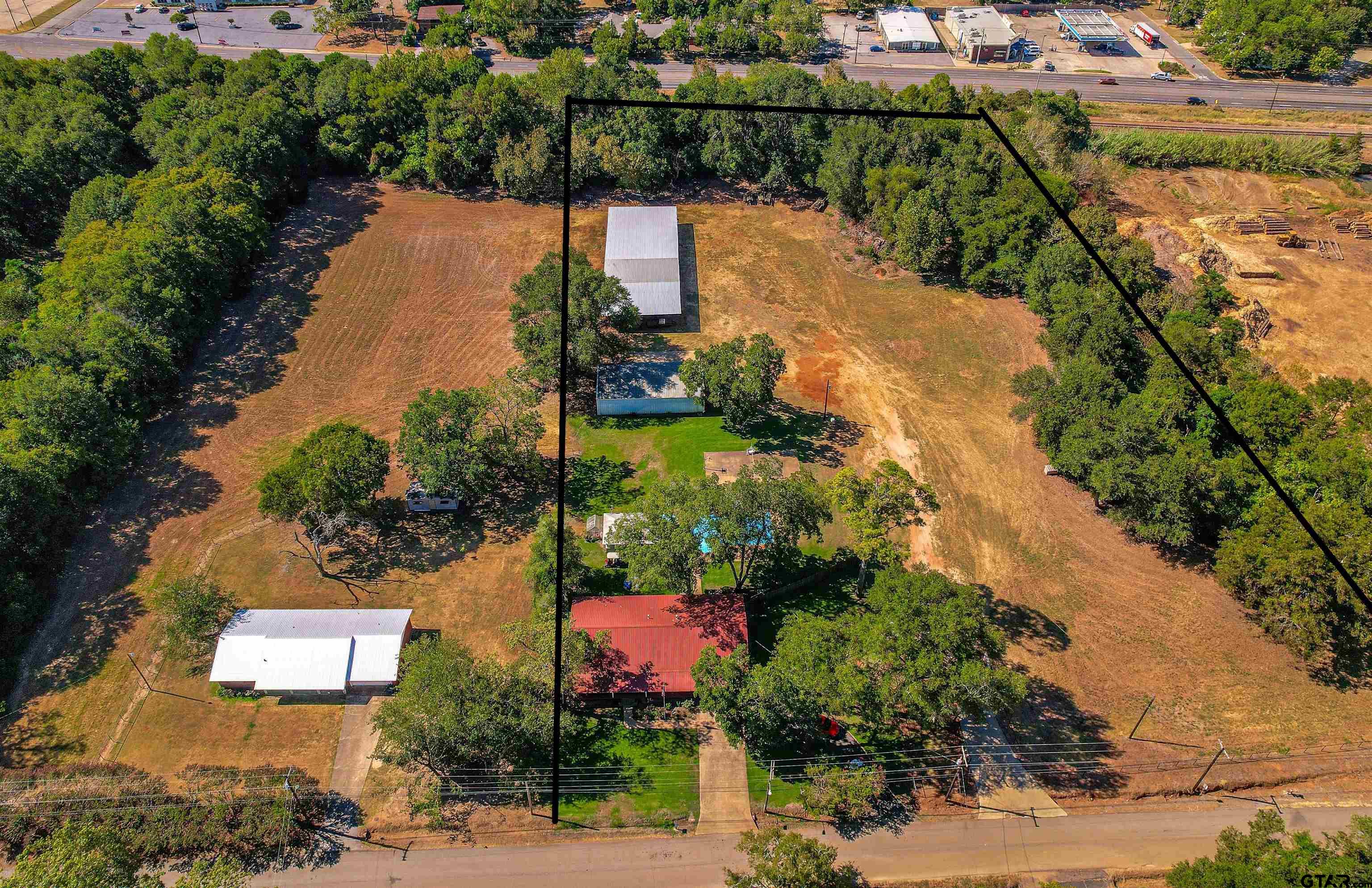 Myrtle Dr, Jacksonville, TX 75766
