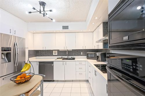 apt-a307-2800 46th Ave, Hollywood, FL, 33021-2998 | Card Image