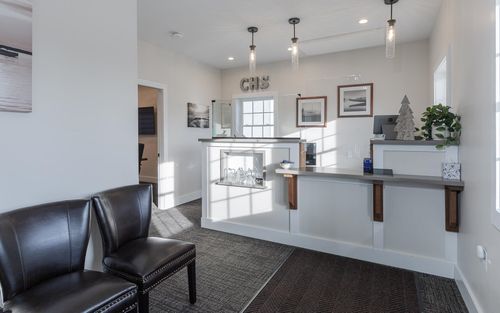 6 Ames Plaza Ln, Walpole, NH, 03608-4402 | Card Image