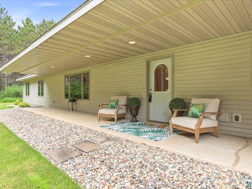 41 E Stark Rd, Esko, MN, 55733-9539 | Card Image