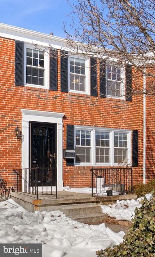 8204 Pleasant Plains Rd, TOWSON, MD, 21286-8235 | Card Image