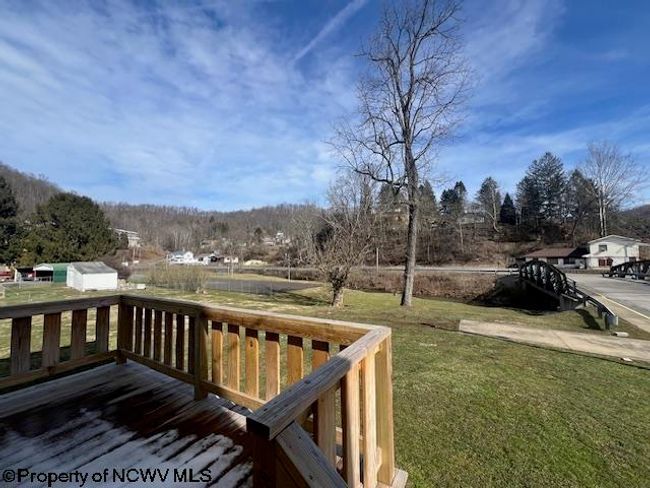 213 Park Dr, House other with 4 bedrooms, 1 bathrooms and null parking in Mannington WV | Image 10