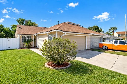 1049 Trowbridge Ct, LONGWOOD, FL, 32750-2870 | Card Image