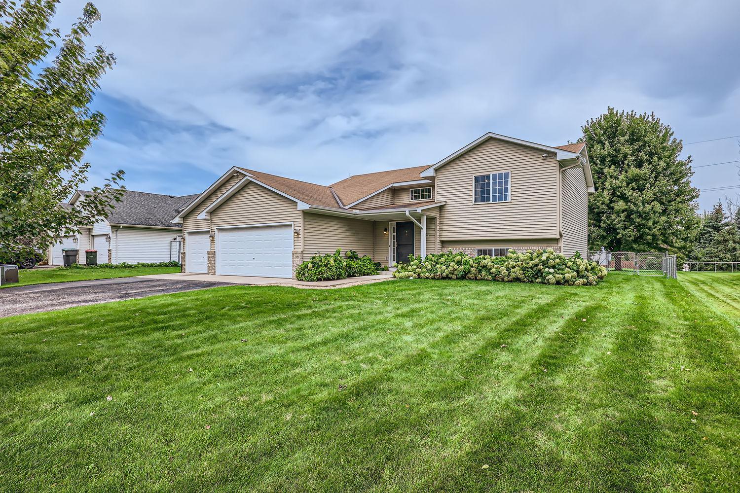 Park Dr, Monticello, MN 55362