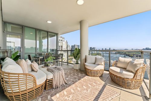 1503-1328 Marinaside Cres, Vancouver, BC, V6Z3B3 | Card Image